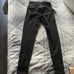Aritzia Black Leggings with Logo